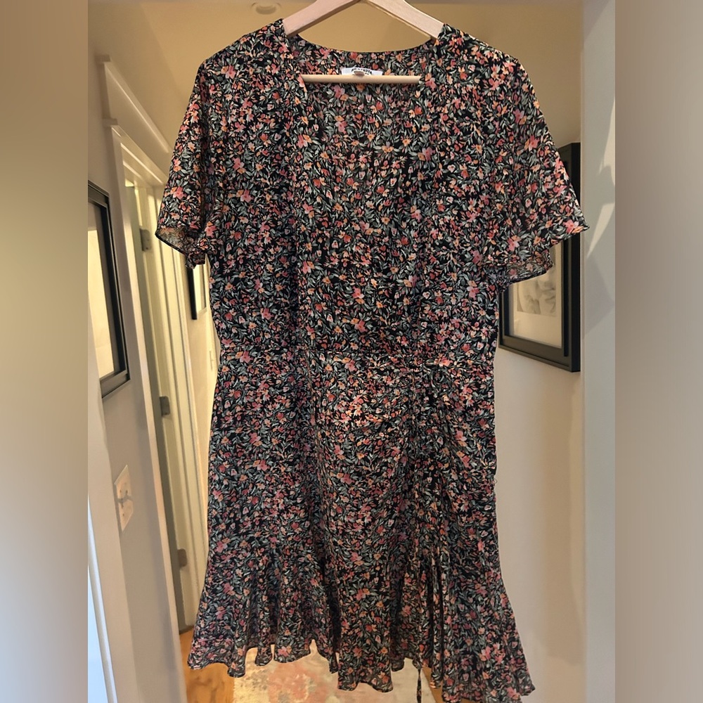 BB Dakota floral cinched dress